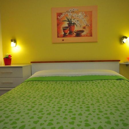 Tri Palme Apartamento Prvic Sepurine Exterior foto