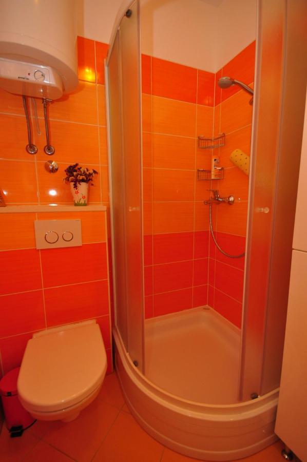 Tri Palme Apartamento Prvic Sepurine Exterior foto
