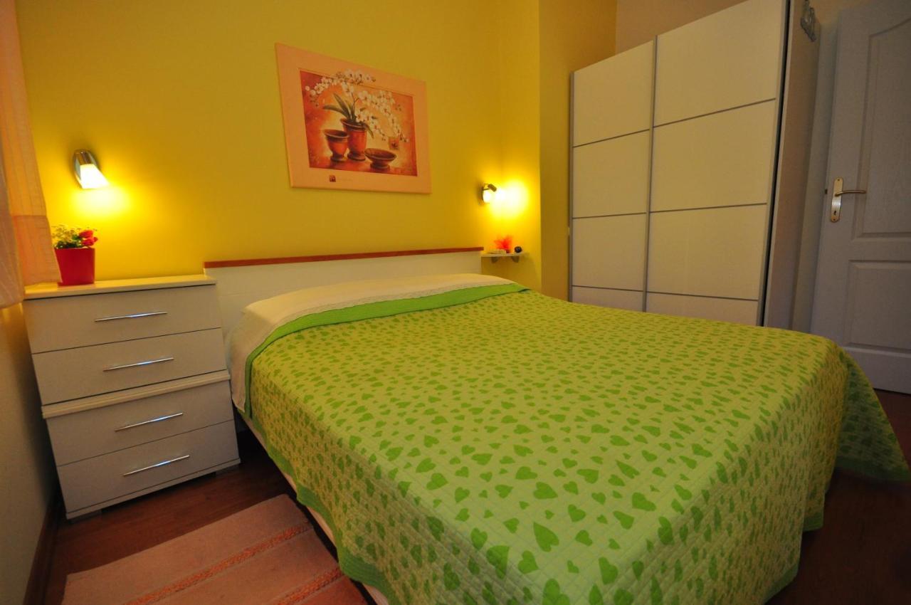 Tri Palme Apartamento Prvic Sepurine Exterior foto