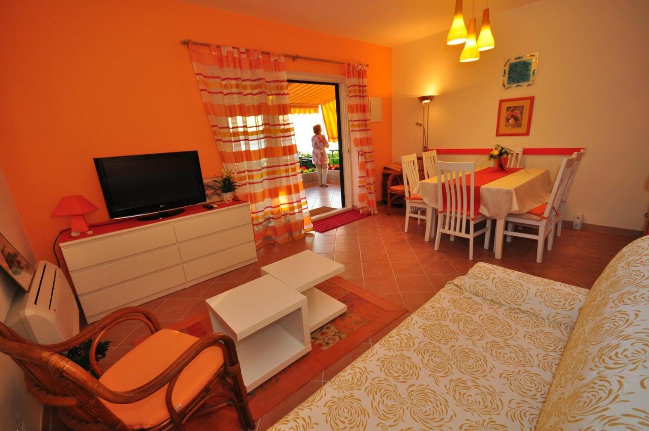 Tri Palme Apartamento Prvic Sepurine Exterior foto