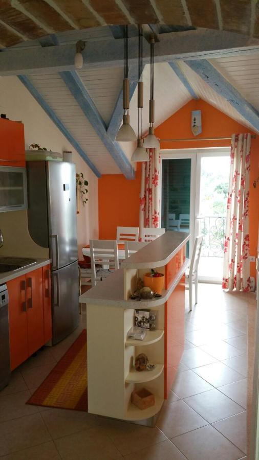 Tri Palme Apartamento Prvic Sepurine Exterior foto